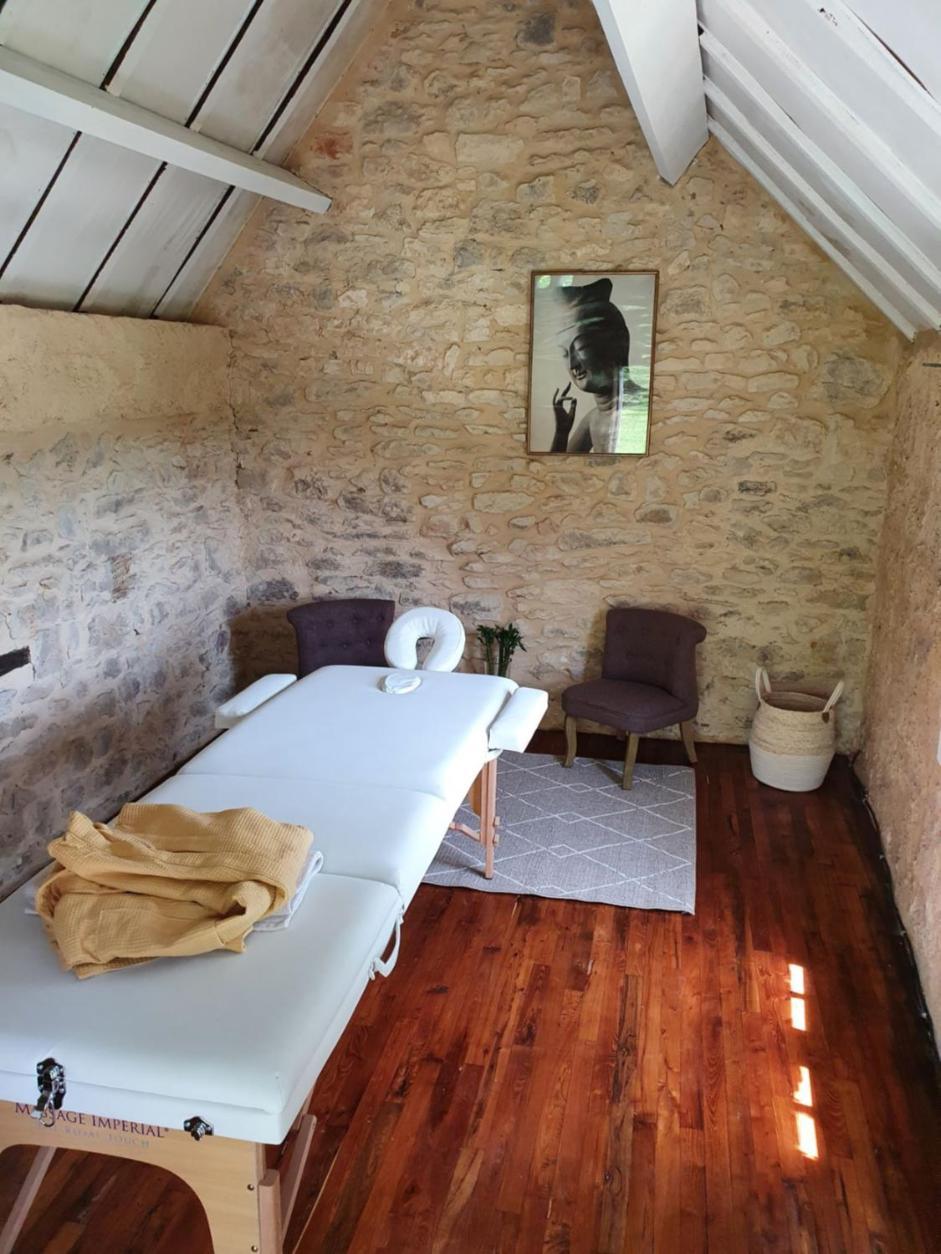 Les Pierres Lotoises - Chambre Dhotes Le Pigeonnier Reilhaguet Exterior photo